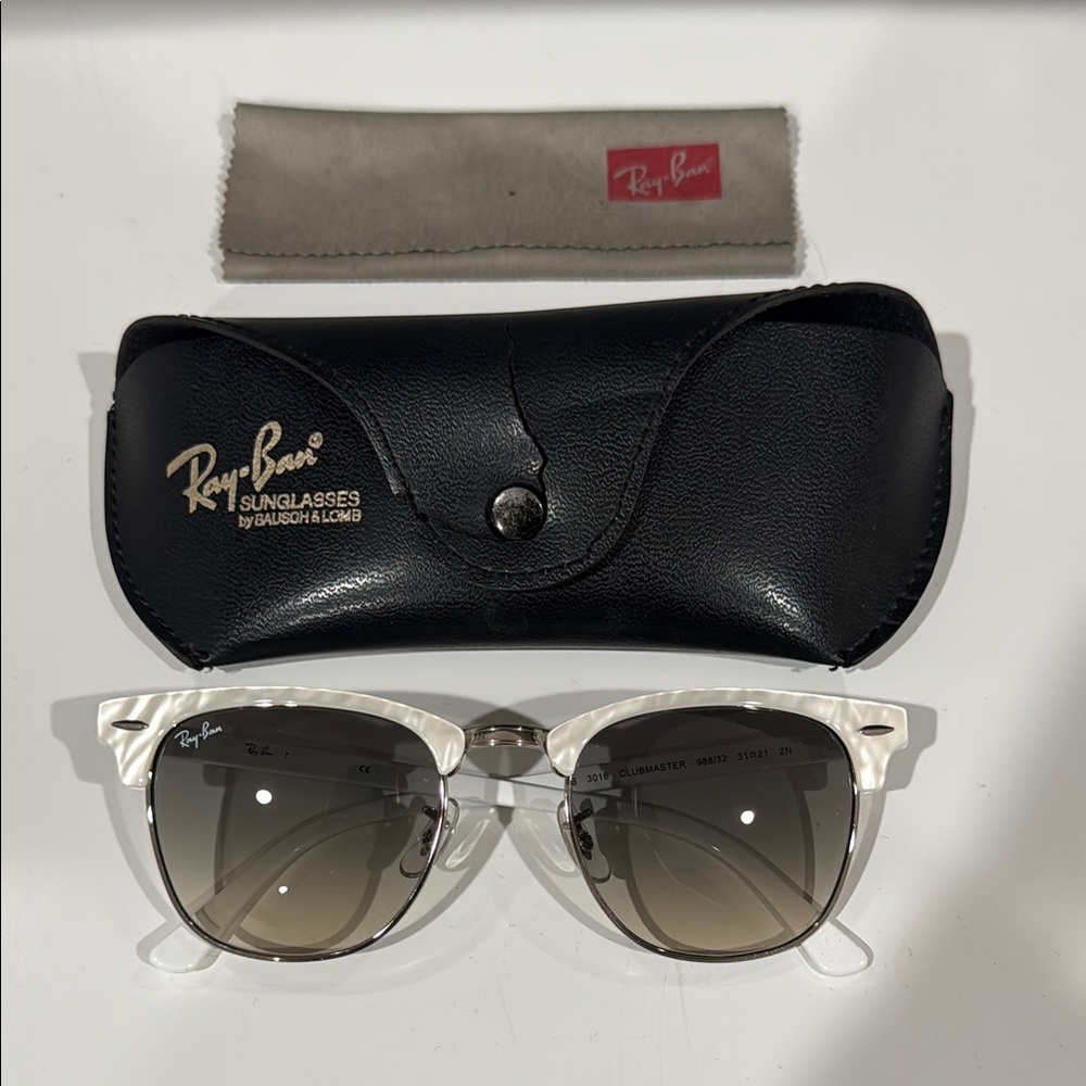 Ray-Ban Pearl Clubmaster Y2K